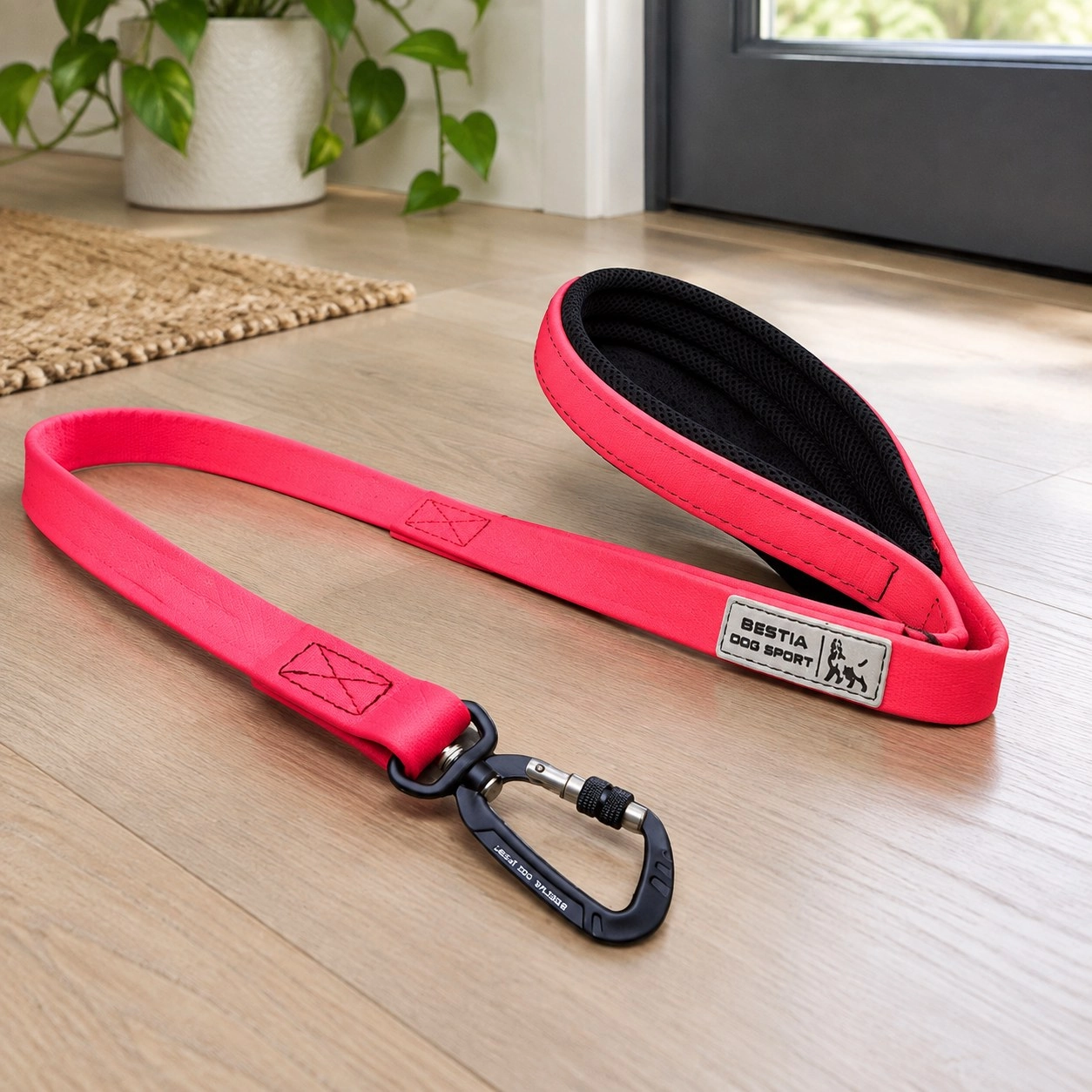 Laisse tactique Bestia Dog Sport rose néon — Colliers, laisses et harnais