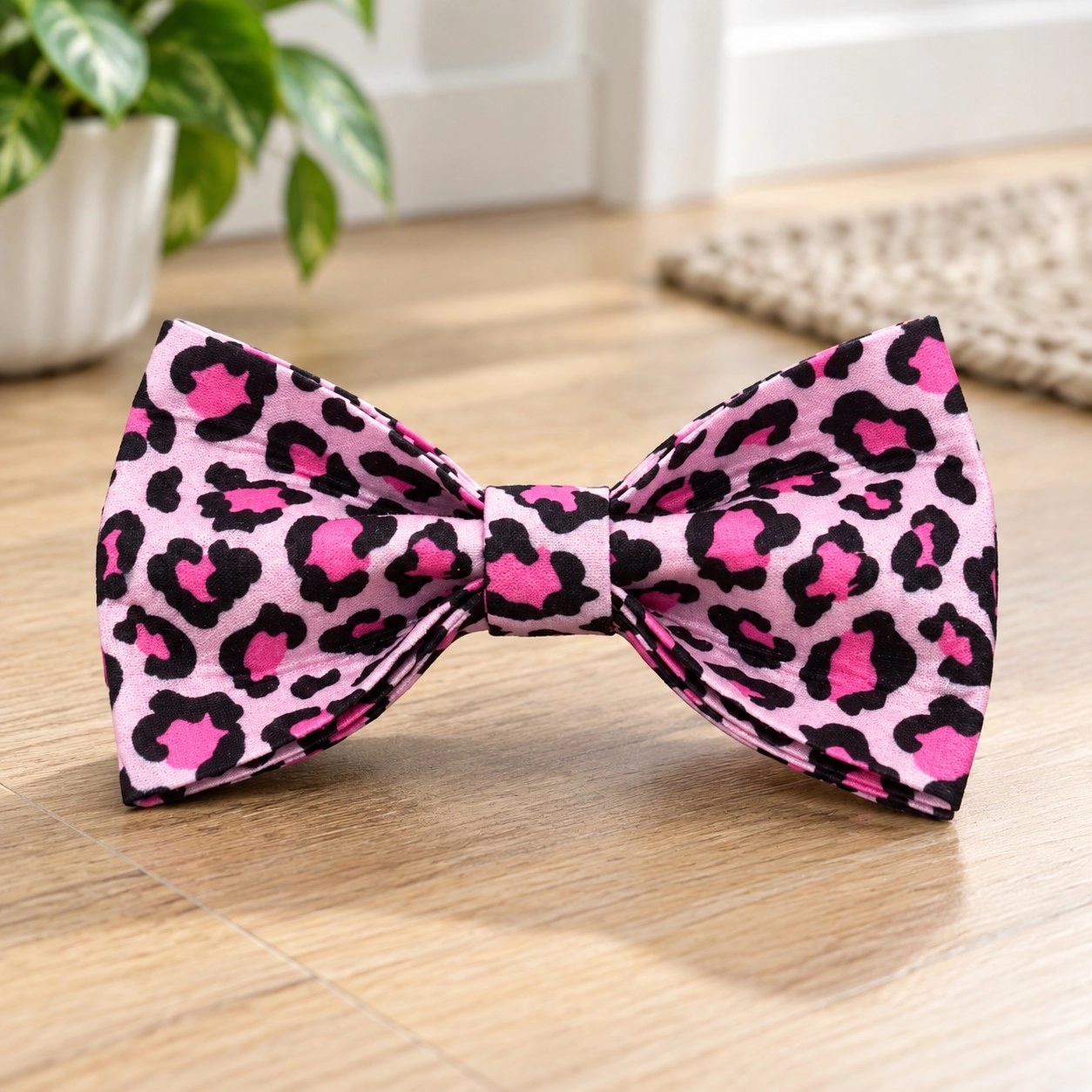 Pawsome Pets New York Nœud papillon - Léopard rose — Vêtements pour chiens
