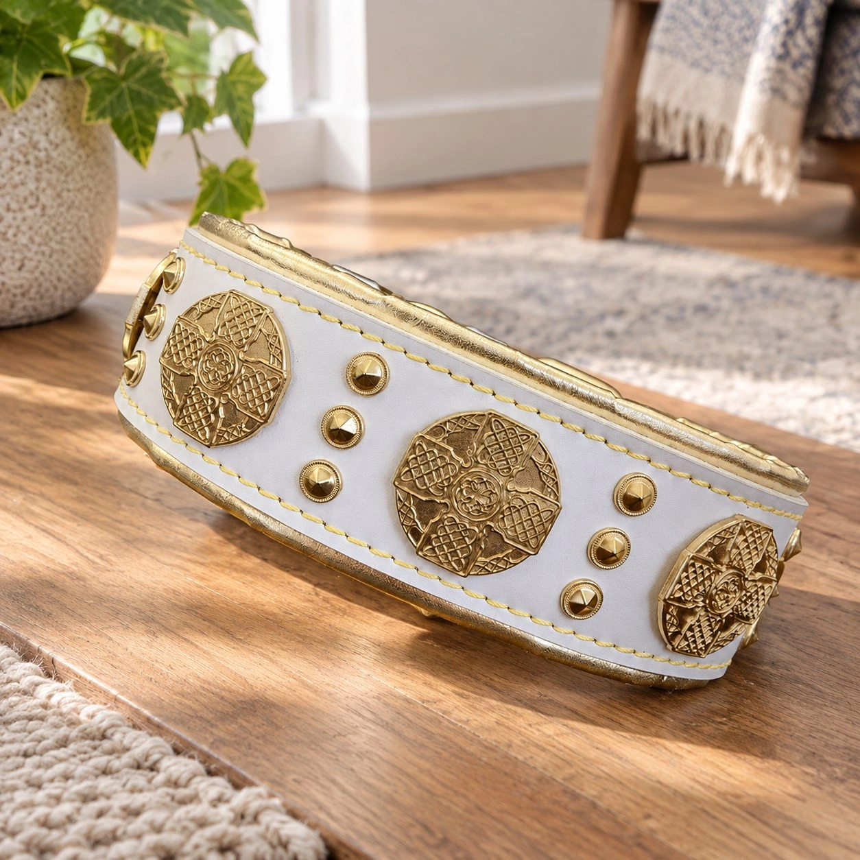 Bestia Le collier « Maximus » 2,5 pouces de large blanc & or